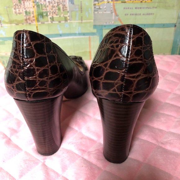 Johnston &Murphy heels brand new - Picture 3 of 6